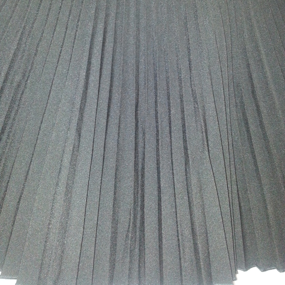 Papaya women's black pleated skirt size M - Picture 4 of 8